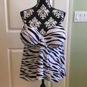 Swimsuits zebra swim top NWT
